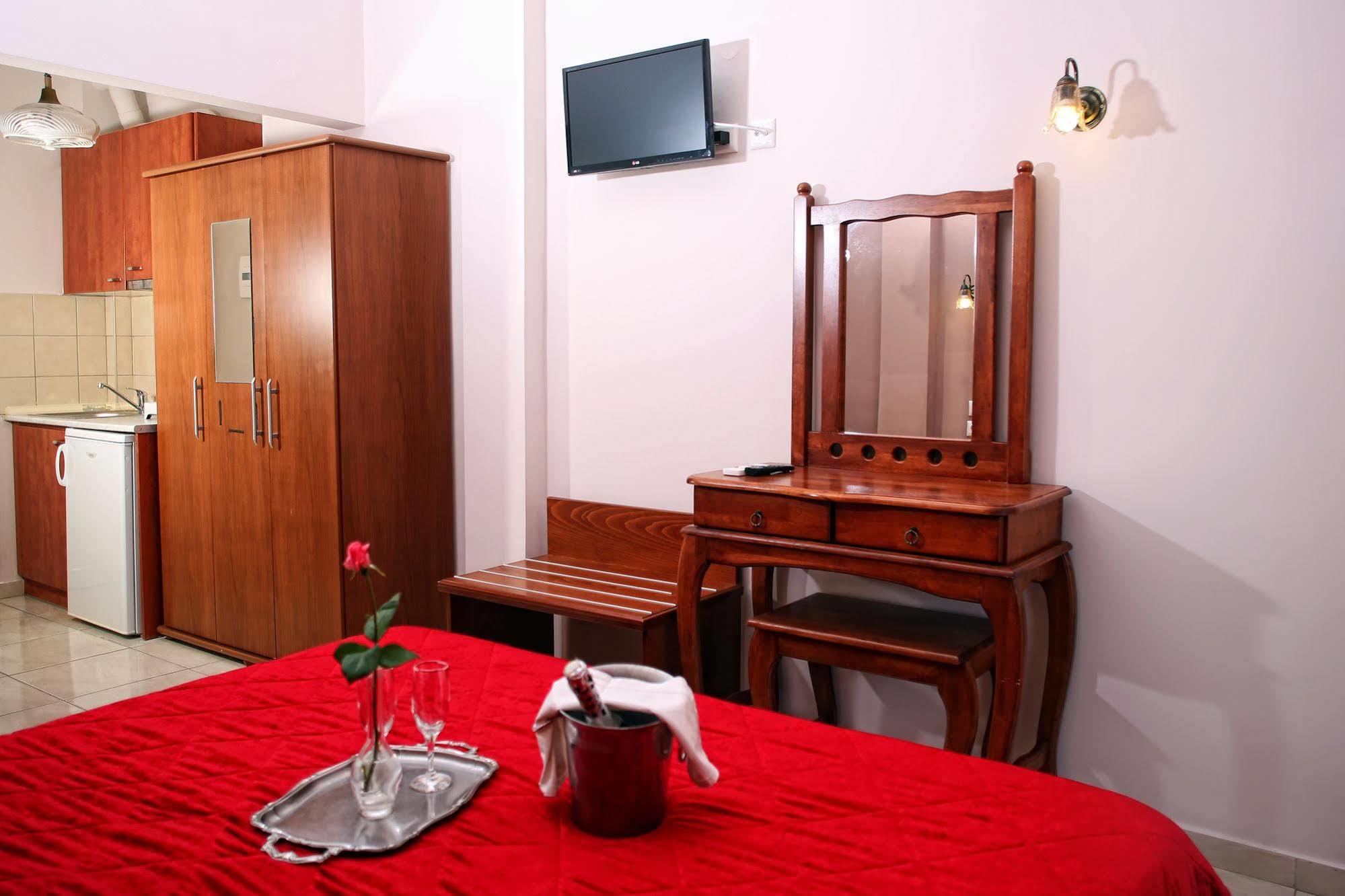 Alexandrina Apartment Mola Kalyva Exterior photo